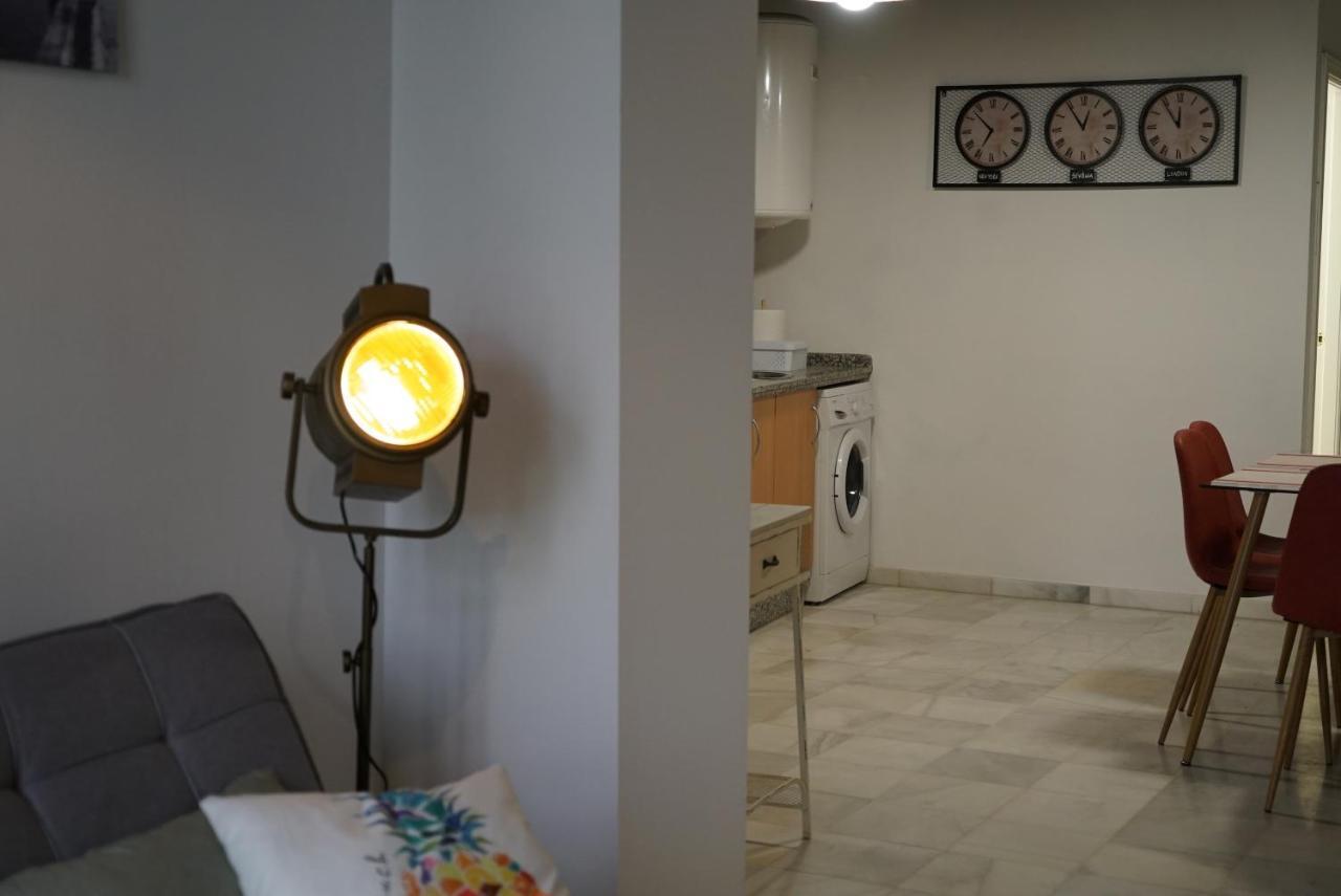 Appartamento Balcon Giralda Center & Sweet Siviglia Esterno foto
